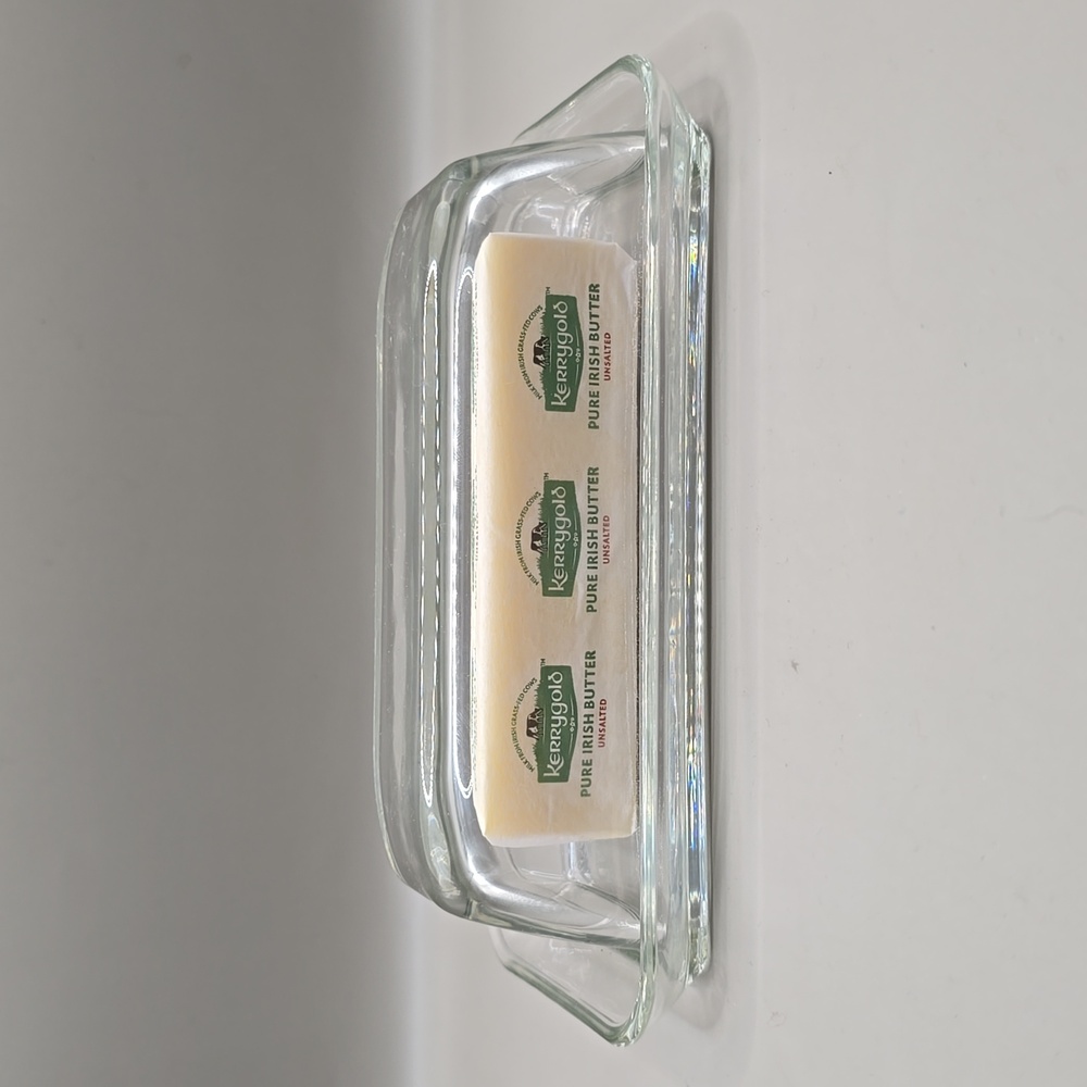 2-Piece Butter Dish w Lid Clear Glass Serveware Classic Minimalist